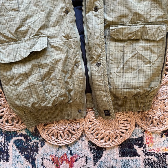 DC Snowboard Jacket, Faux Fur Hood, Green, XL - Picture 10 of 15